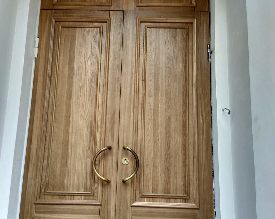 Деревянные накладки (филенки) на металлическую дверь Еврострой